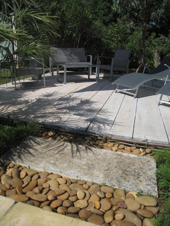 Le Clos Olives Comps  الغرفة الصورة